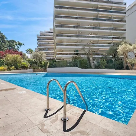Apartmán Cosy A Antibes-piscine